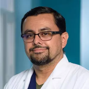 Dr. Joaquín Bustillos Villavicencio - Especialista en Medicina Materno Fetal - Hospital Clínica Bíblica